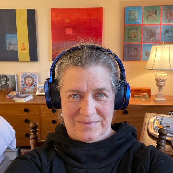 Meet your Posher, Karen - Picture 4 of 5